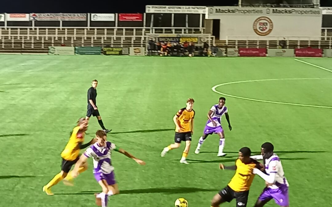 Cray Wanderers 4 Brightlingsea Regent 0 – Isthmian Premier – Wednesday 19th October – Match Report